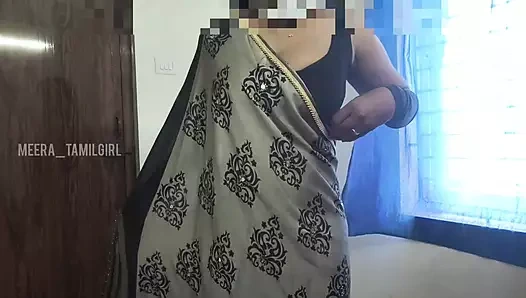 Üvey anne babası dışarı çıktığında üvey oğluna mastürbasyon yapıyor