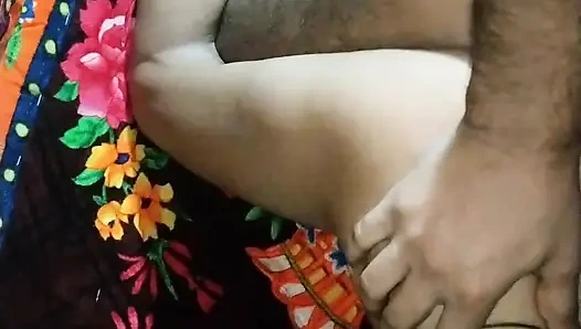 Hintli yengenin ilk gece xxx videoları