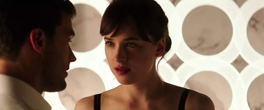 Dakota Johnson - на пятьдесят темнее (2017)