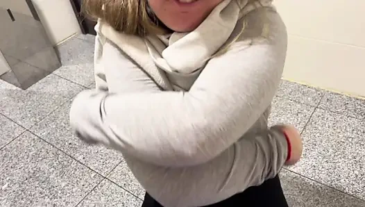 Blonde fucked and they break her ass without a condom