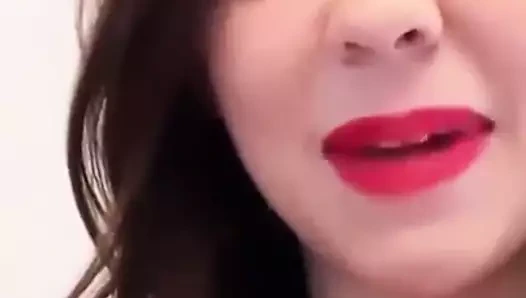 Merhaba.. benim adım jackie