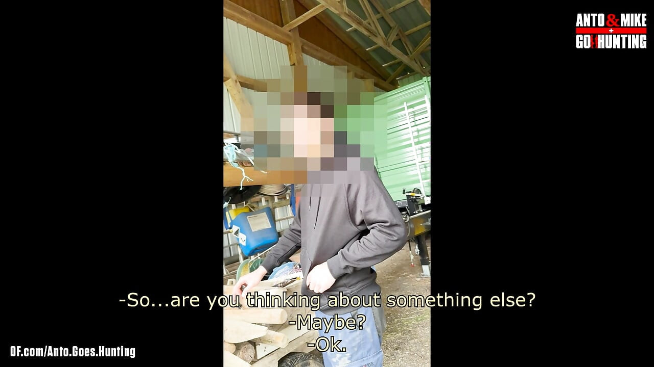 Heteroseksüel evli çiftçi ahırında emiliyor ve neredeyse başka bir işçiye yakalanıyoruz (5. ziyaret) -mike-