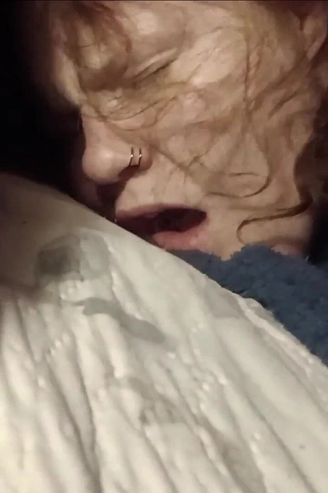 Anisleigh williams sikiliyor veiwers için inliyor