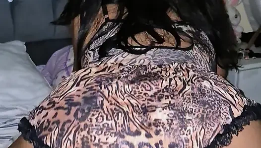 After a COSTUME PARTY a stranger saw me with my sexy dress and did not hesitate to propose to me to have SEX, how delicious!