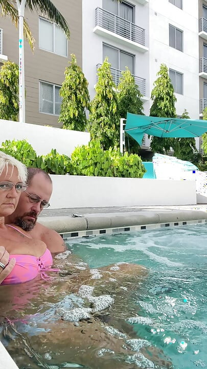 Jakuzide. Meme oyunu.