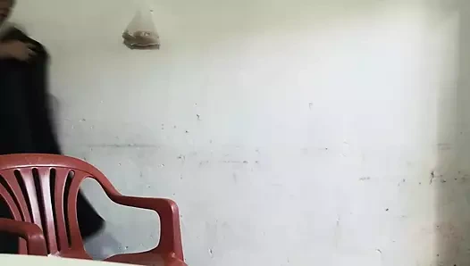 Karım ayakta anal seksi seviyor