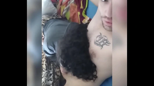 Götüne sokmadan önce beni emiyor - anal seks