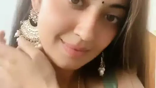 Pranitha subhash seks videolar