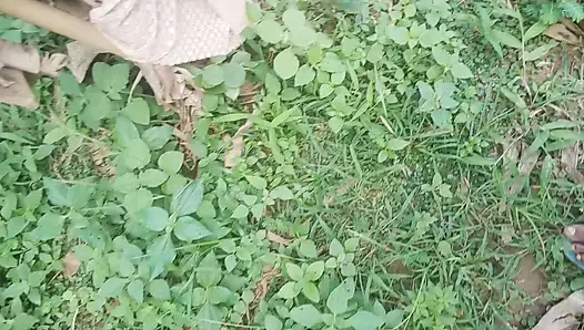 Assam, evli kadın kocası vedio ile seks yapıyor