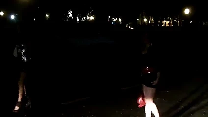 sokakta çalışan nikki ladyboys