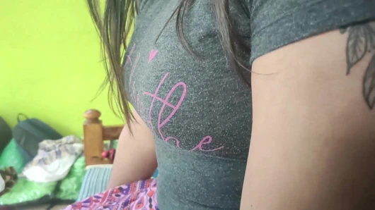 Vaishnavy hakim sharun raj otel odasında ateşli romantizm, mallu çift ateşli romantizm, kız hakimiyeti romantizmi, romantik çift