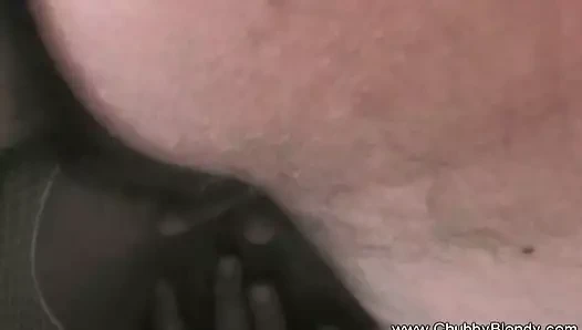 sahip olan eğlence ile amatör sarışın İtalyan ile ona adam