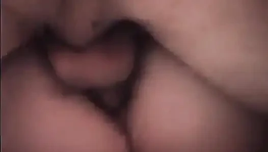 Jessica Rizzo doyumsuz bir evli kadın olarak iki sahnede
