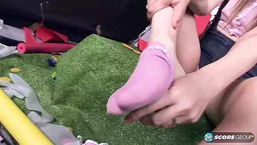 Bebek gibi kız hayata boşalıyor