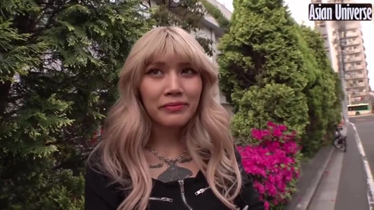 G-cup figürlü Idol seviyesi gyaru'da kapalı, gizli çevrimiçi şöhret şok edici bir özel inişi körükliyor