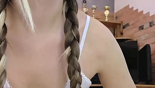 Beni büyük bir şeyle eğlendirmek