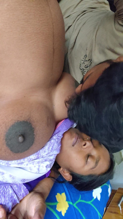 Pregnancy mein bhabhi ki boobs mein bahot khujli ho rahi thi unke pati ne boobs chatkar unki khujli mitai - desi… | Clip 1