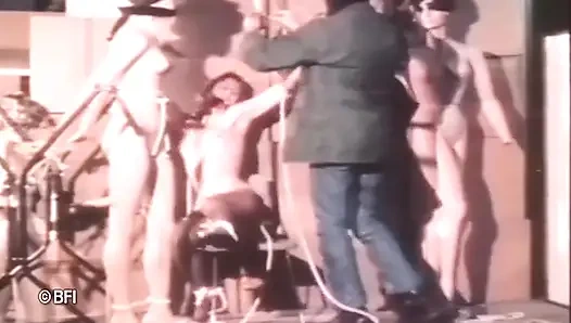 İtaatkar esaret bebekleri - ses yerine müzik