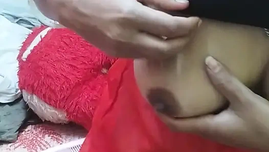 Karım görüntülü görüşme hizmeti Hintçe ses sağlıyor