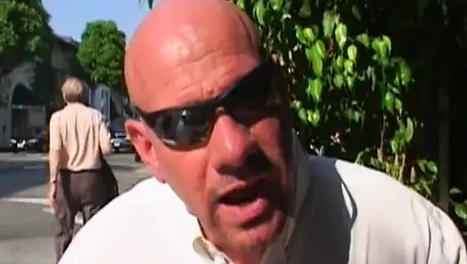 Sarışın ve esmer hatunlarla baştan çıkarıcı ayak fetişi oyunu