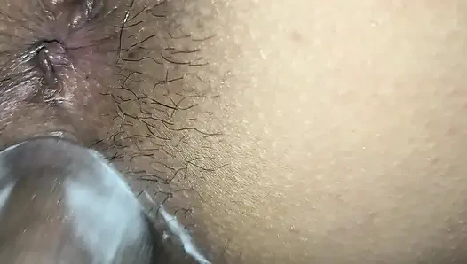 Gavat kocam yarağını ovalarken sikini sikmemeye cesaret ediyor ve sonunda beni sikiyor