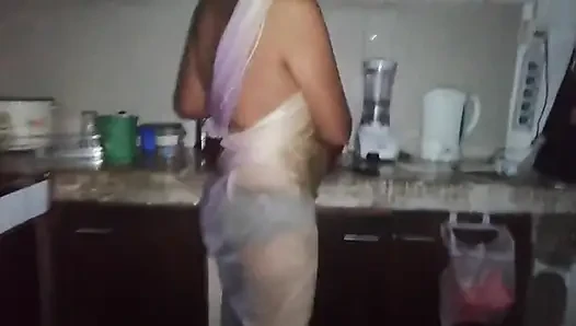 MILF's Sexy Dress Makes My Cock Hard, I Want