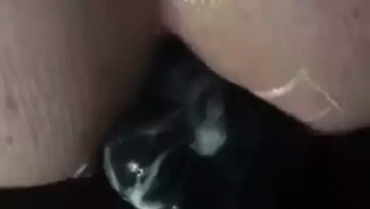 Becerdin tarafından kız arkadaş giyen strapon kötü ejderha yapay penis