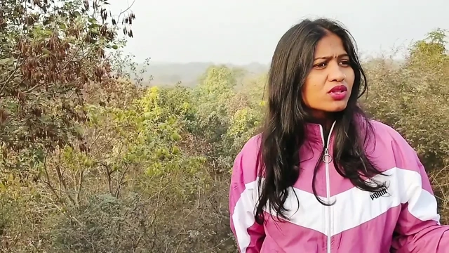 Outdor video.I met a girl in an auto and took her home to work at a beauty parlor and fucked her.