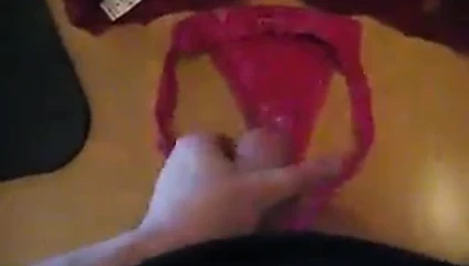 Külot üzerinde boşalmak