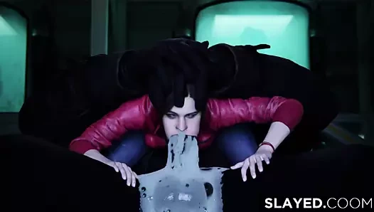 Claire Redfield büyük bir yarağı yutuyor