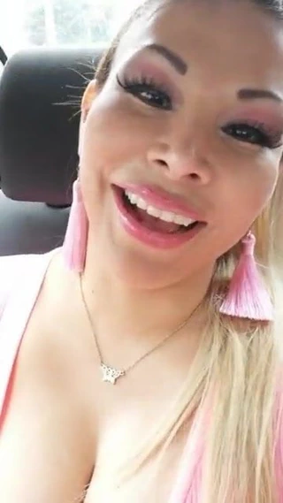 Mirella mendez 3 metre