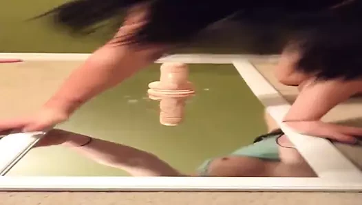 Seksi amatör eş yeme ona kendi boşalmak