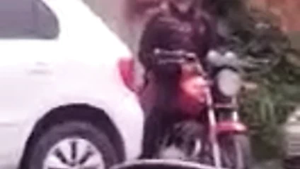 punheta na rua em pleno dia