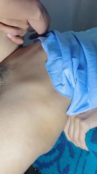 Завораживающий момент из "Баху Аур Саур Ка, новая горячая история дези на хинди"