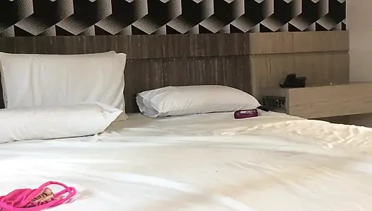 İki ateşli Brezilyalı orta yaşlı seksi kadın ile üçlü seks anal kraliçeler suzie sürtük e stellastill sp final