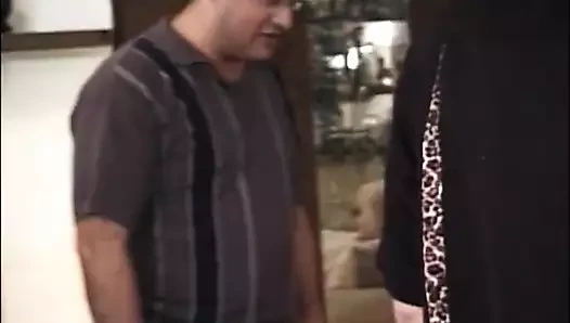 İki biseksüel nine seni azgın yapar!