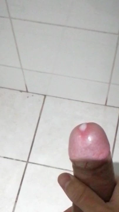 yakın yukarı kesilmemiş twinks sünnet derisi