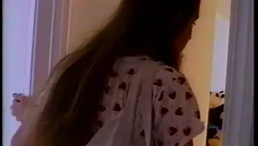 Esmer genç lezbiyen gets ona kedi becerdin itibaren arkasında ile yapay penis