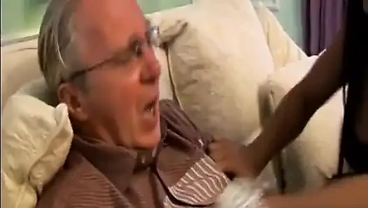 Hevesli kışkırtmayla dolu iki muhteşem İtalyan sahnesi