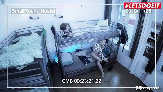 azgın kolej kızlar bölüm