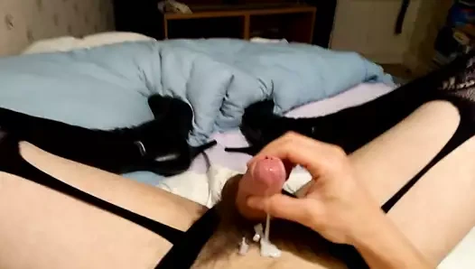 küçük sissy boşalan sonra olmak içinde iffet
