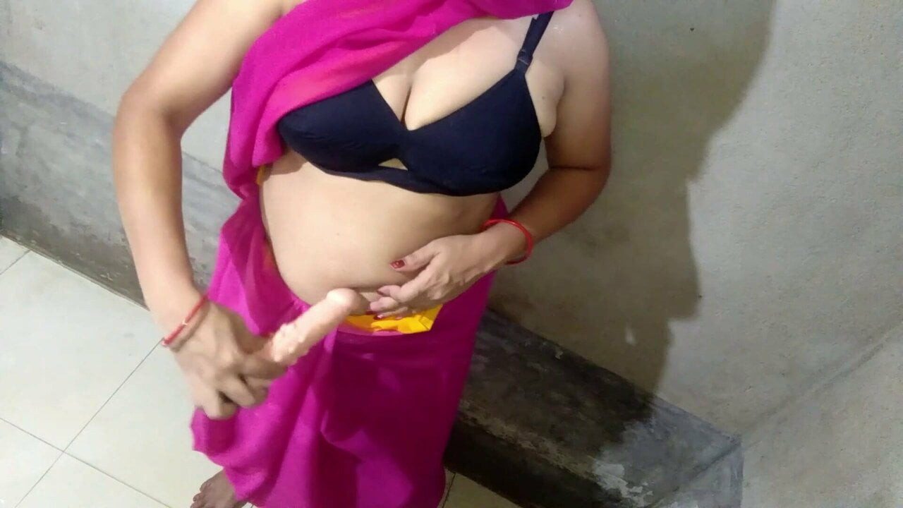 Dildo Gaand Me Dalkar Boss Ki Gaand Maari Usne Lund Hilaya
