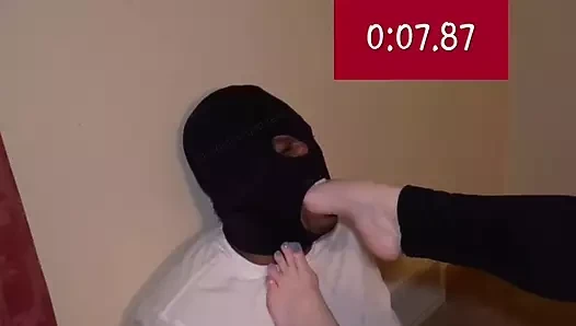 Savagefootgoddess'in ayak öğürme ZAMANLI MEYDAN OKUMASı