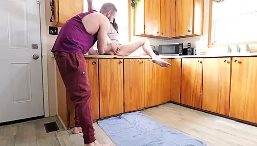 Stepdaughter cleaning like a Housewife, well than she should SQUIRT like one too!