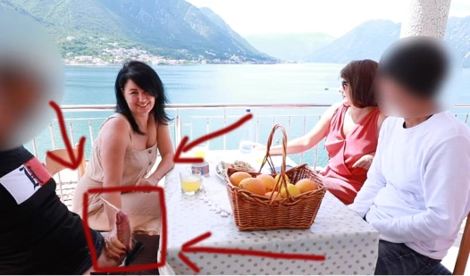 HALKıN IÇINDE AŞıRı! Restoranın ortasında sikiliyor