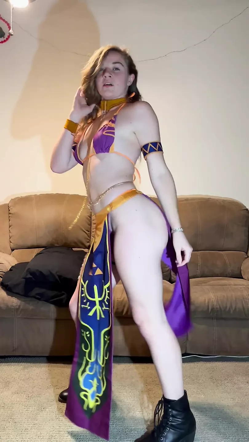 Custom Request - Princess Zelda Cosplay Bikini Sexy Dance to Promiscuous Girl