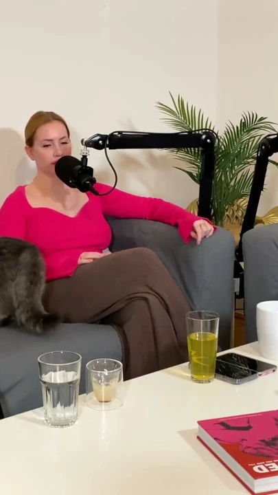 Shona River, Rocco Siffredi tarafından travmatize edildi | Klip 2