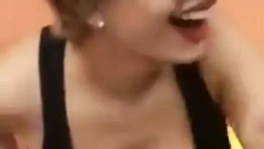 Ben seksin meyvesiyim, zevke bağlıyım.