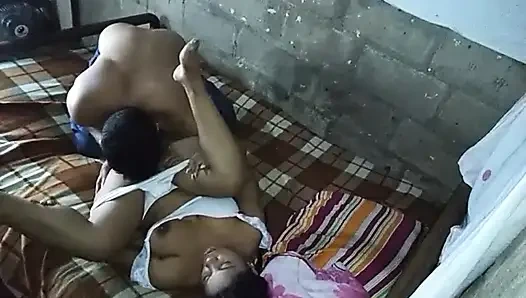 Partnerim amımı emiyor ve bana lezzetli bir sikişiyor