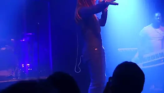 jojo levesque sahne alay